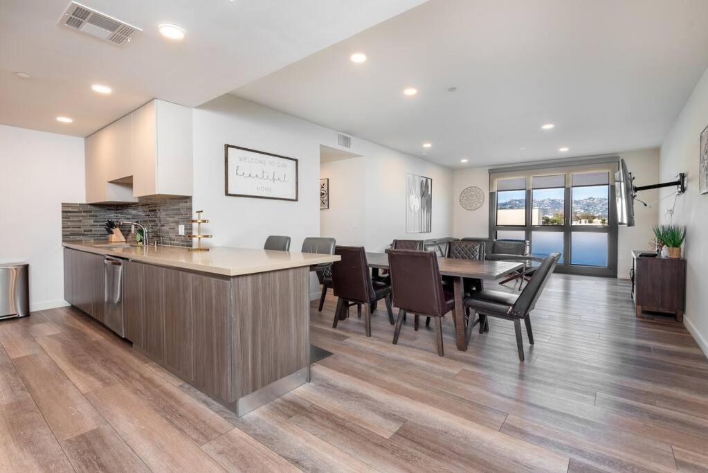 Luxurious Penthouse In Beverly Hills - Sleeps 10 Los Angeles Exterior foto